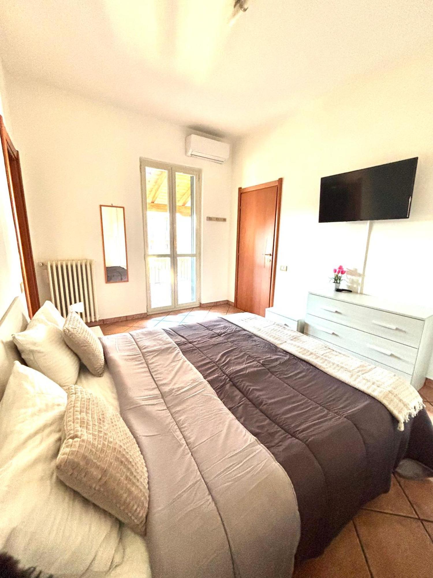 Palazzo Proietti Bilo 7 Apartment Биела Екстериор снимка